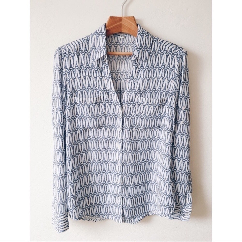 EXPRESS Portofino “Eiffel Tower” Print Button Down Shirt - Picture 3 of 13